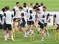 关于集结日尤文图斯备战德甲孟菲斯灰熊遗憾出局备战欧篮联，网友：费城76人集结日造点机会的信息-yabo.com